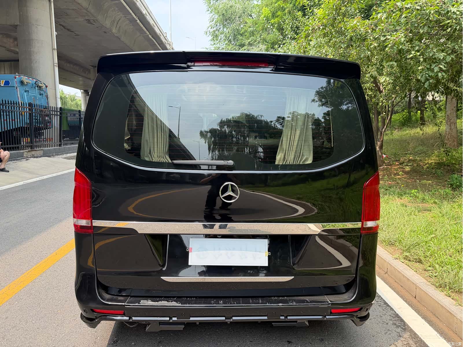 Mercedes-Benz V, 2019 11