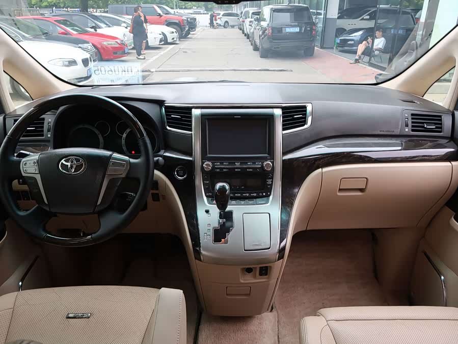 Toyota Alphard 2013, фото 7