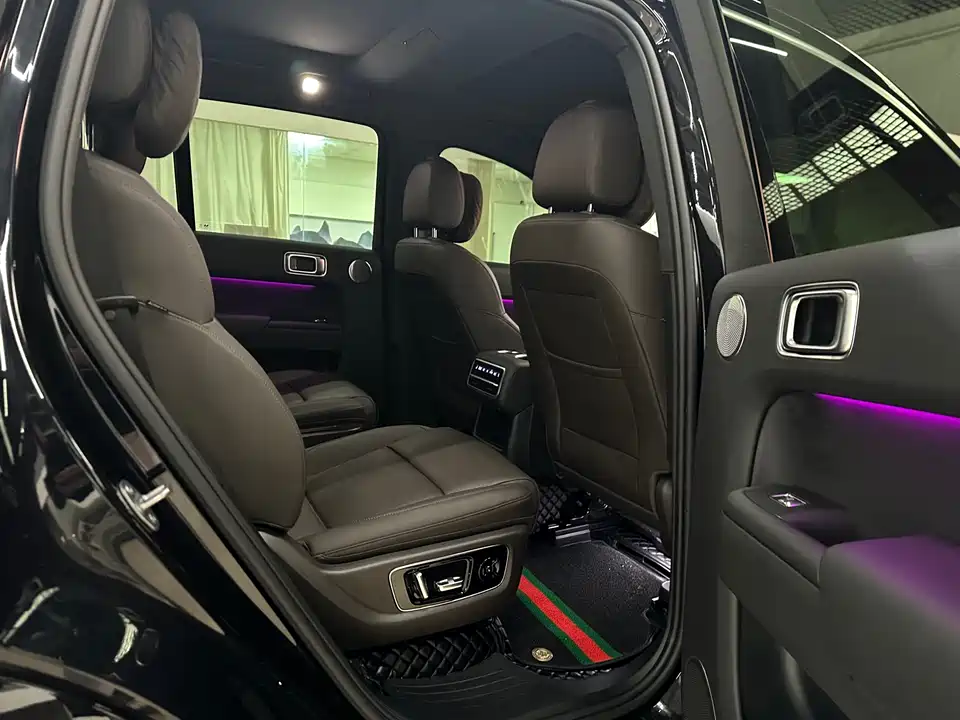 Li Auto Ideal L8