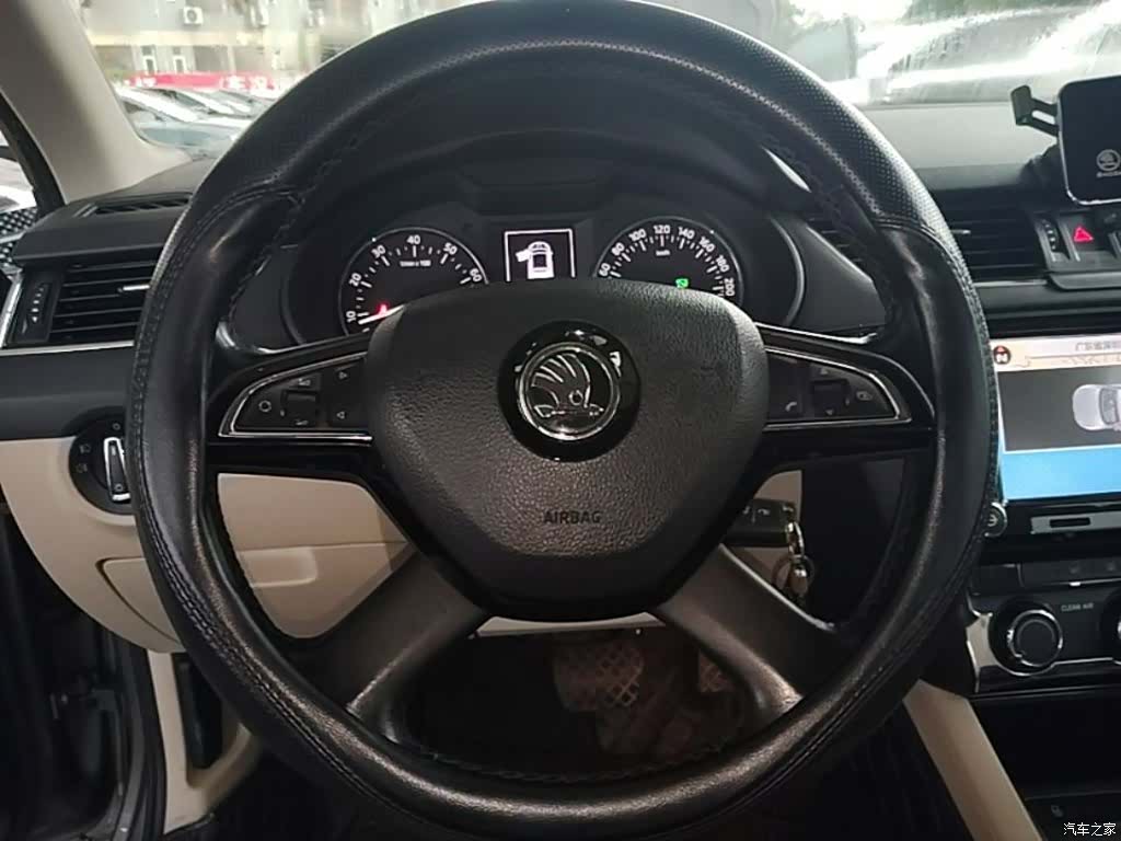 Skoda Octavia, 2016 11
