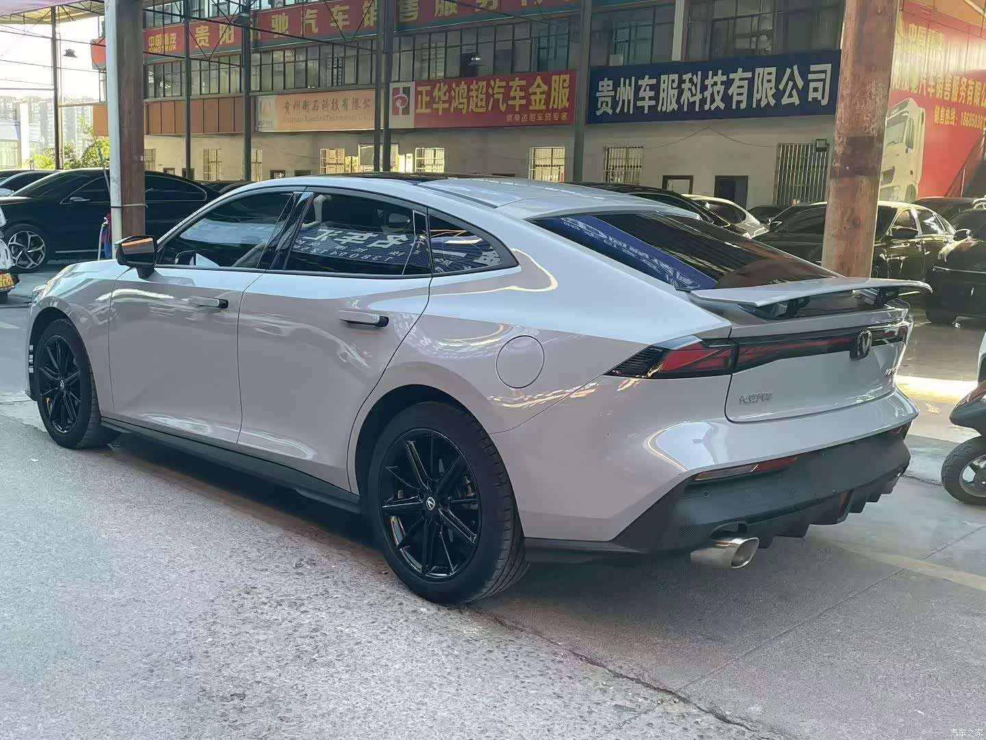 Changan UNI-V, 2022 9