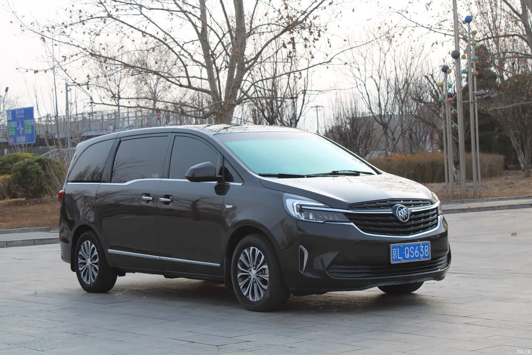 Buick GL8, 2020 3