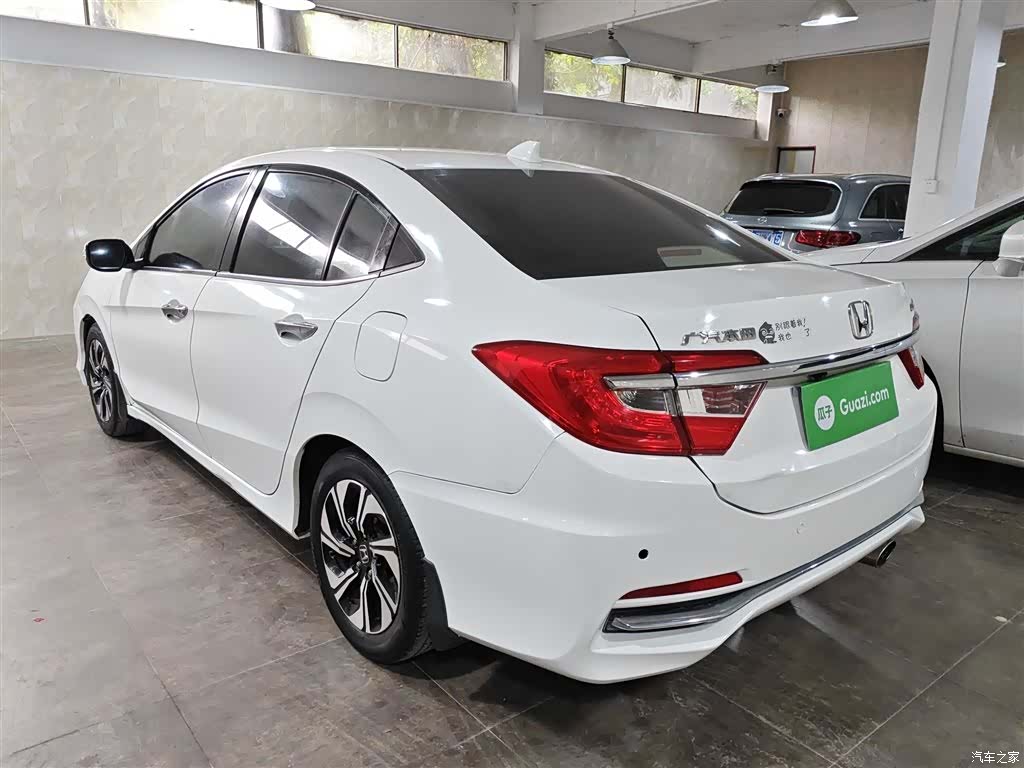 Honda Crider, 2016 23