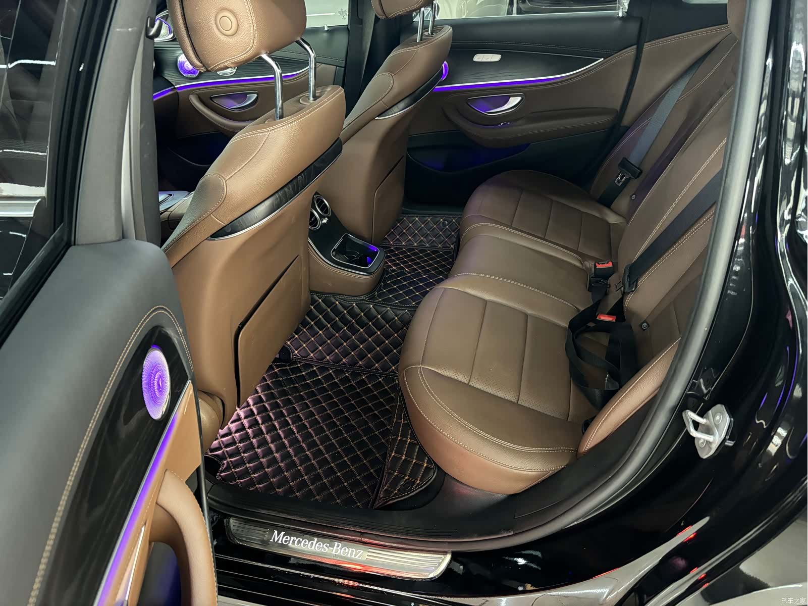 Mercedes-Benz E-Class, 2023 8