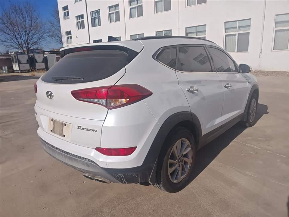 Hyundai Tucson