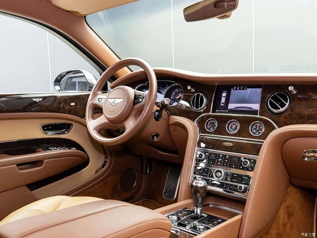 Bentley Mulsanne, 2019 14