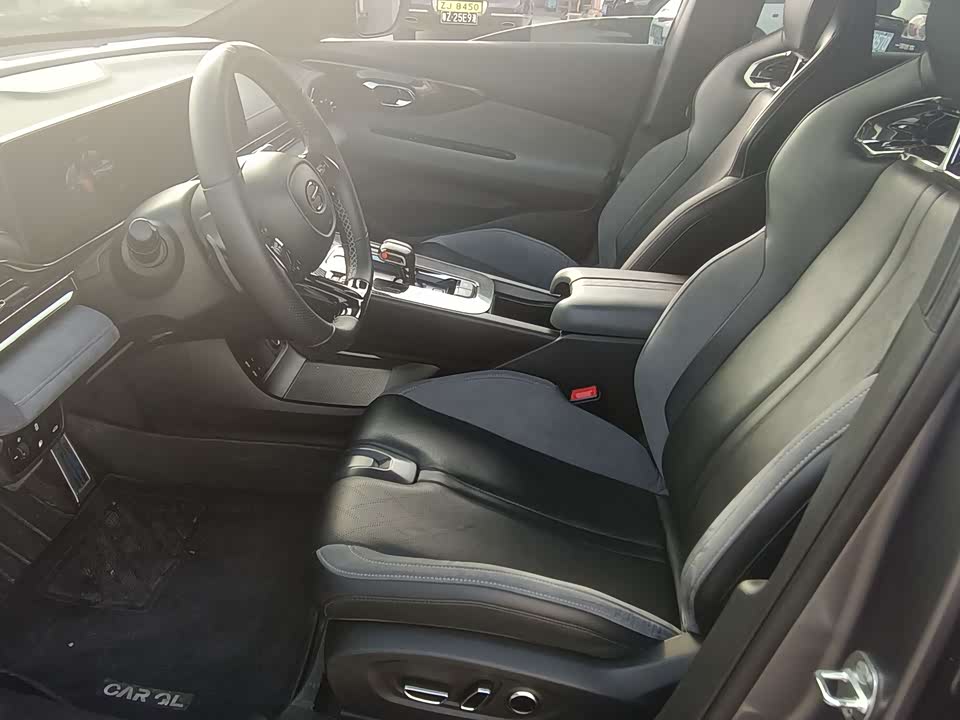 Trumpchi Shadow Leopard