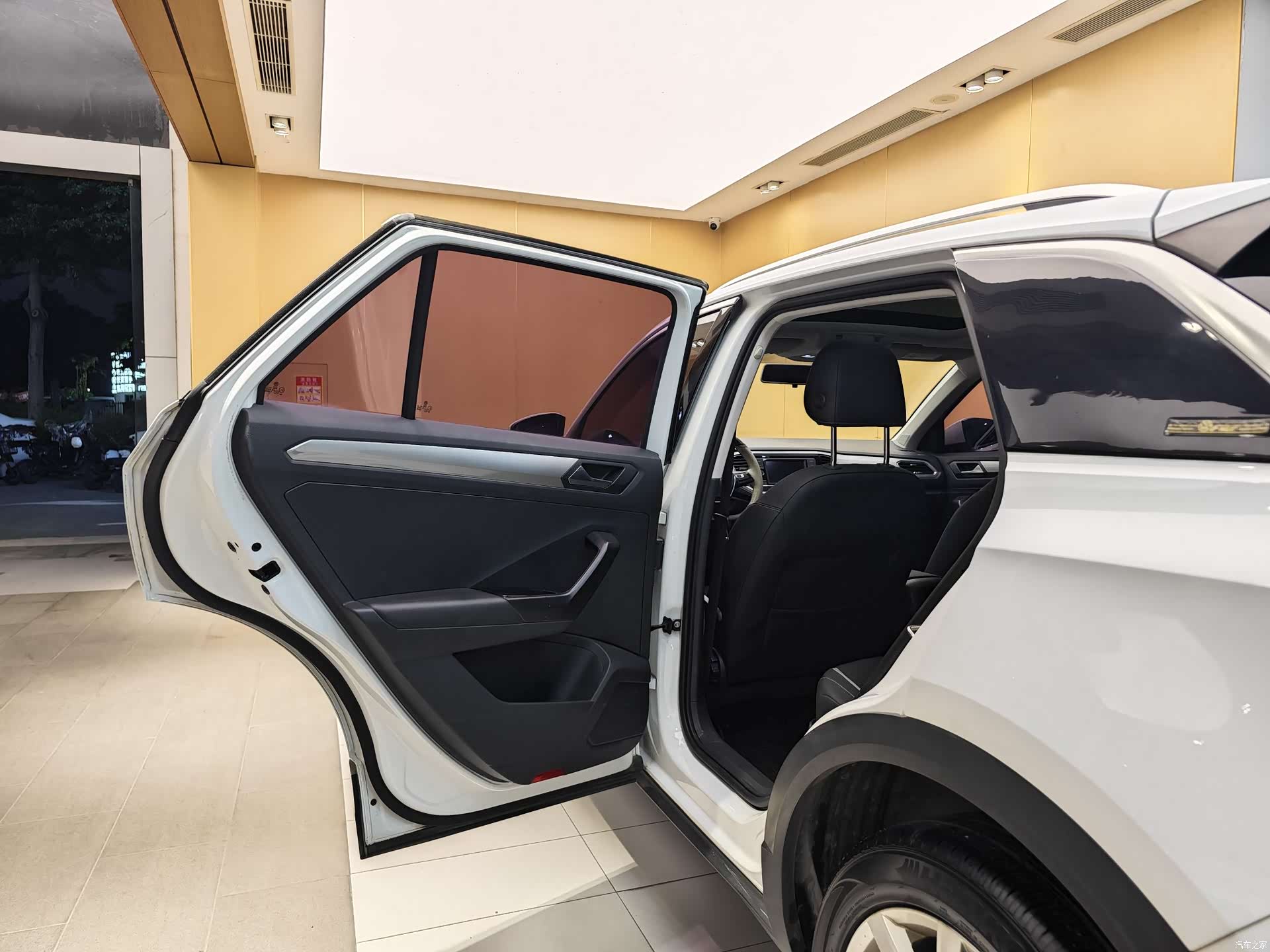 Volkswagen T-ROC, 2020 21