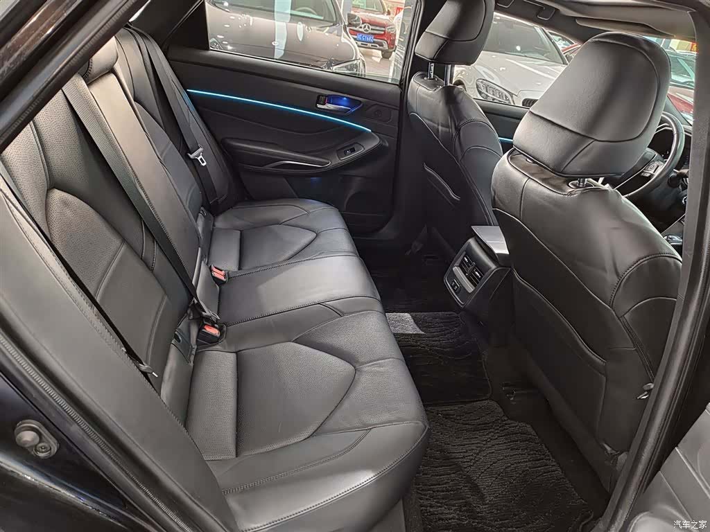 Toyota Avalon, 2021 11