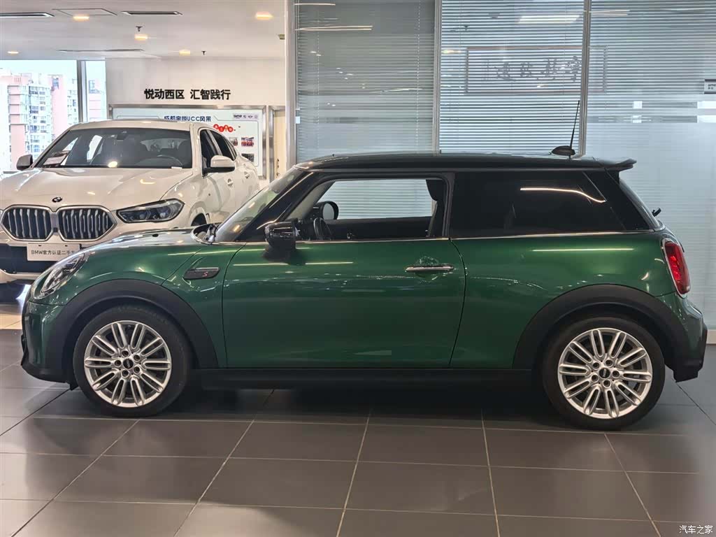 Mini Cooper, 2022 3