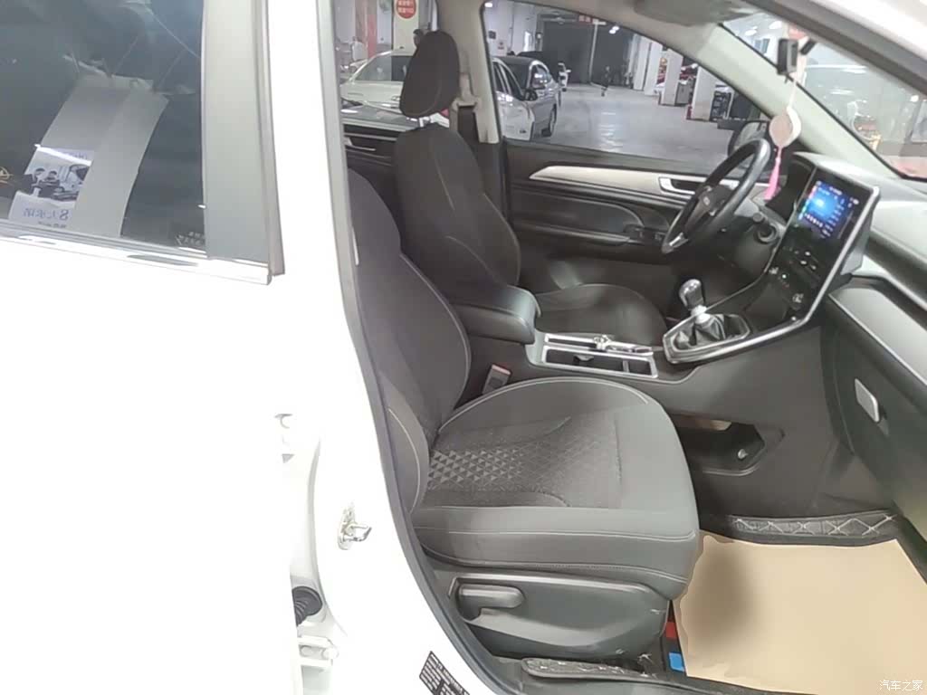 Haval M6, 2021 25