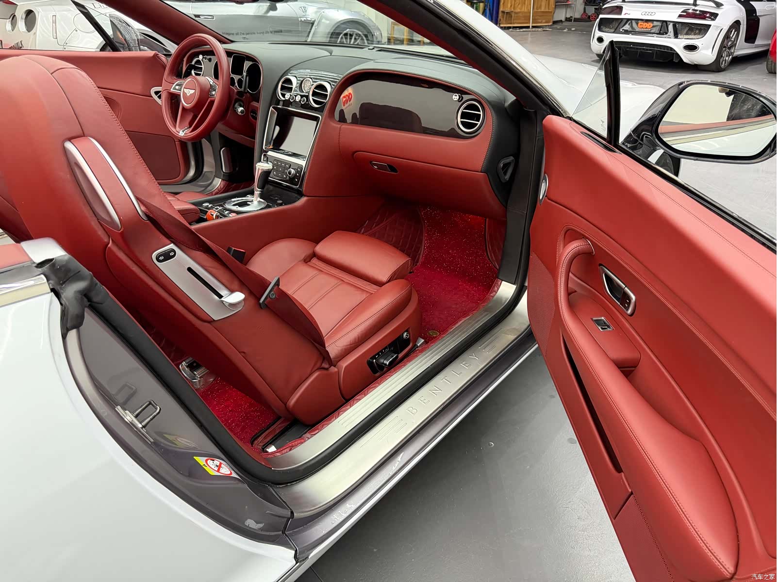 Bentley Continental GT, 2010 21