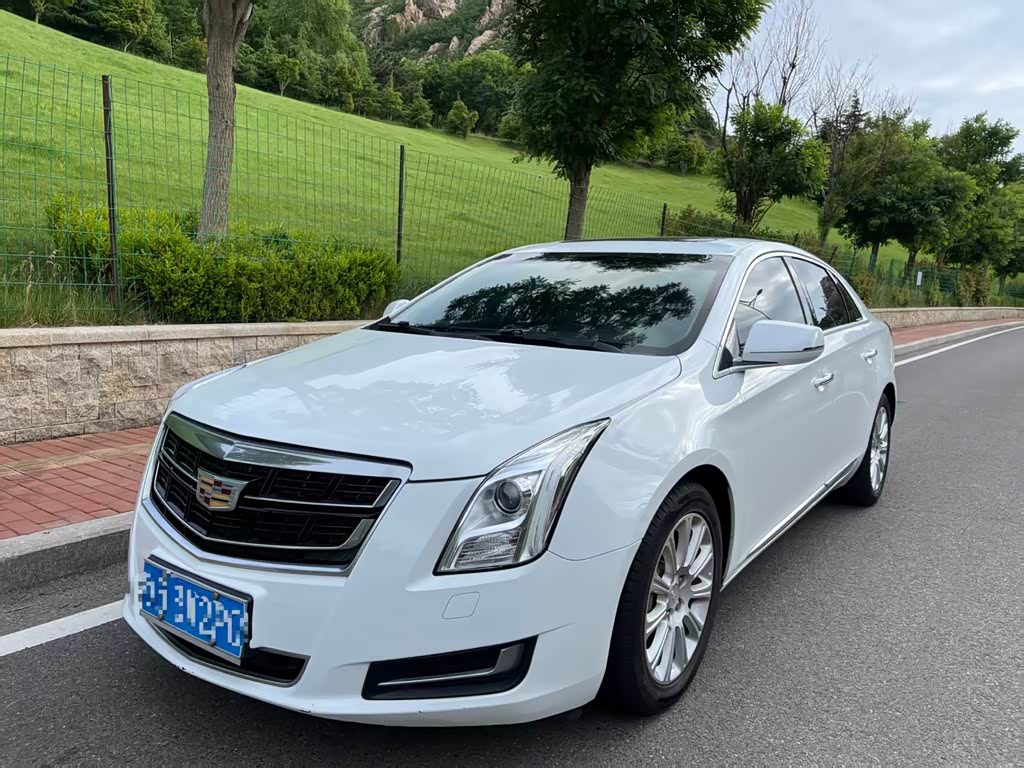 Cadillac XTS