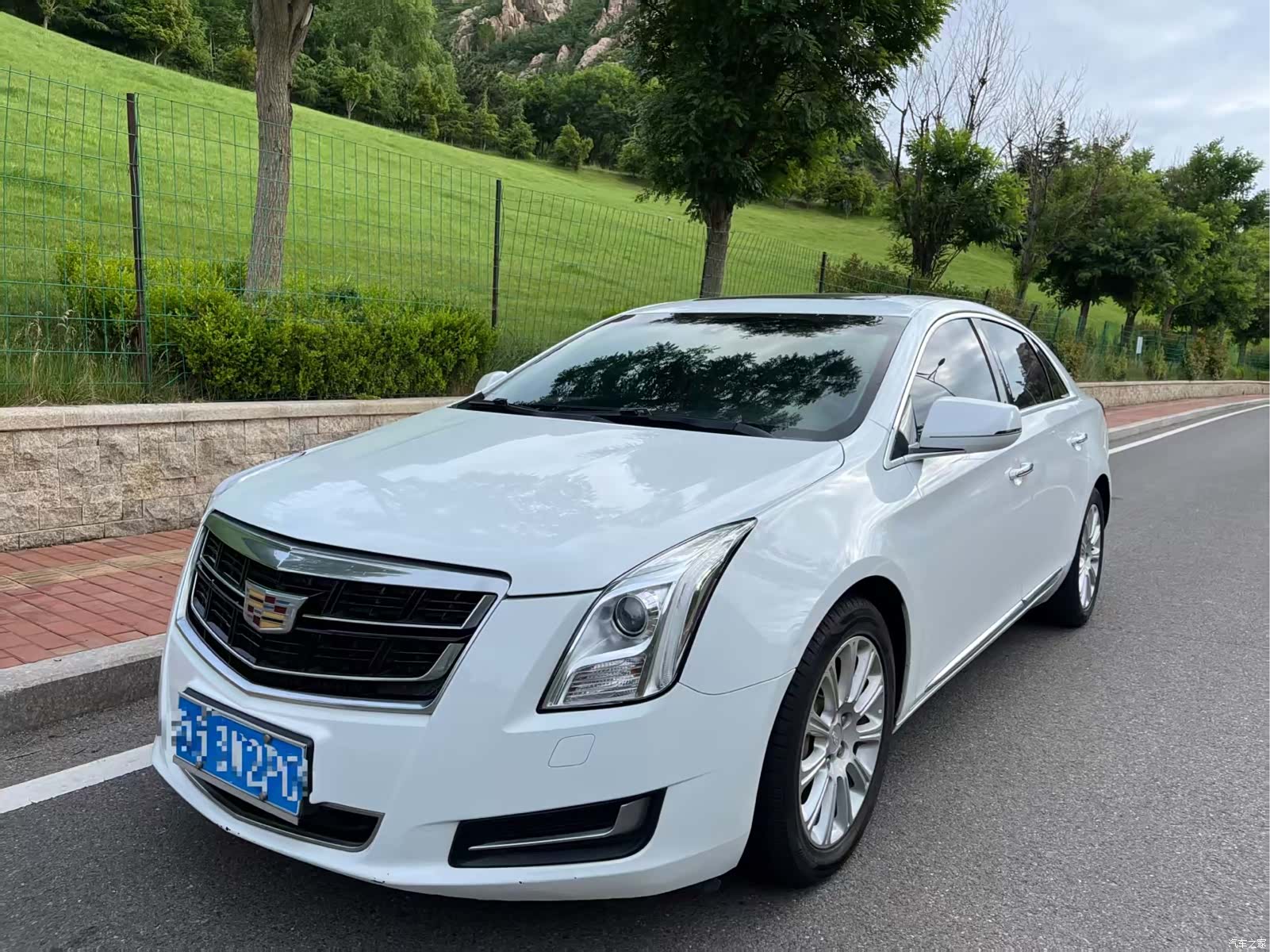 Cadillac XTS, 2017 1
