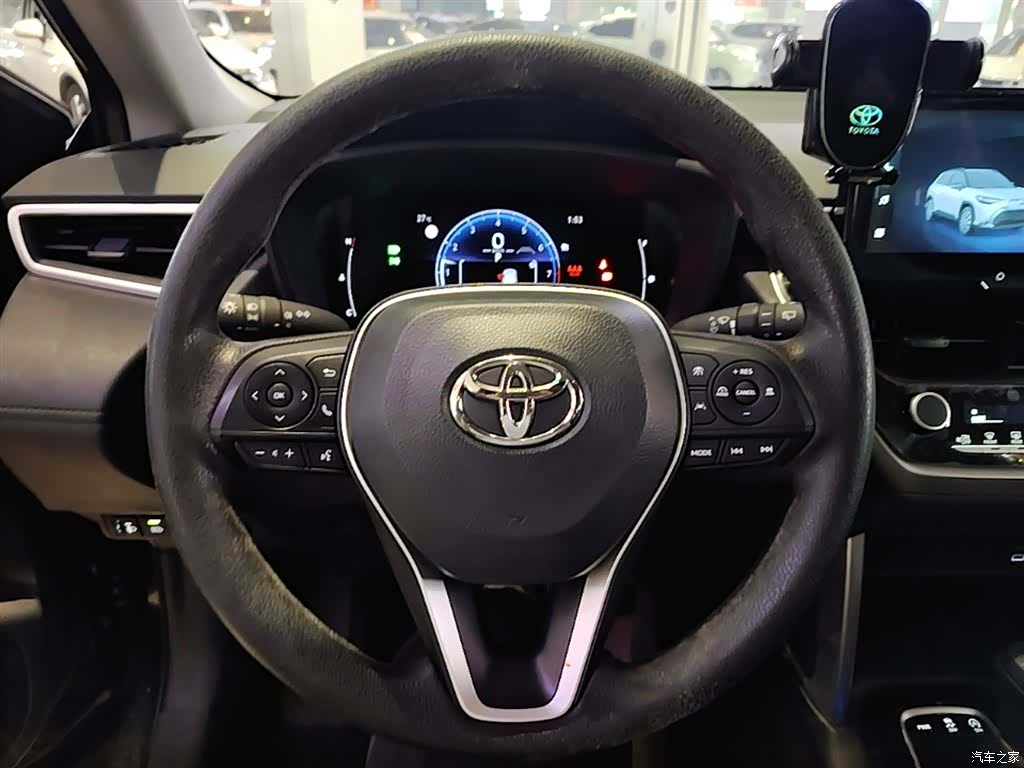 Toyota Frontlander, 2024 11