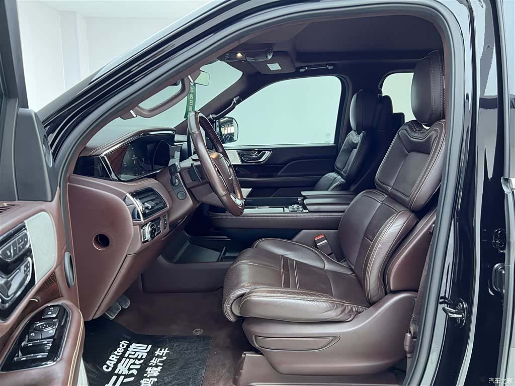 Lincoln Navigator, 2021 18