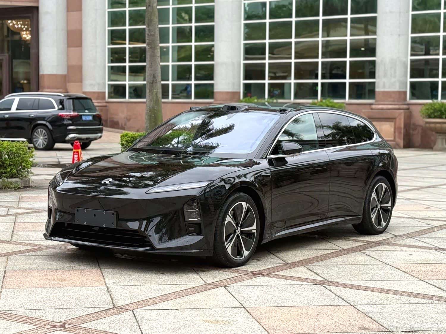 NIO ET5, 2025 1