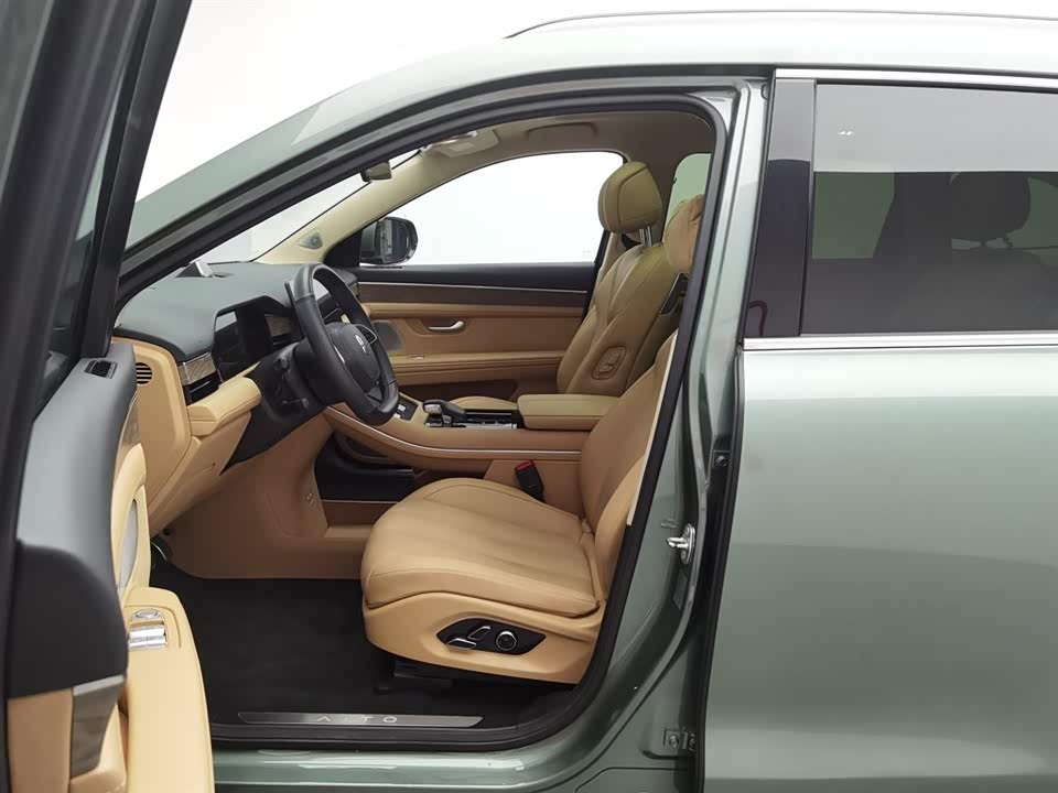 AITO Ask the world M7