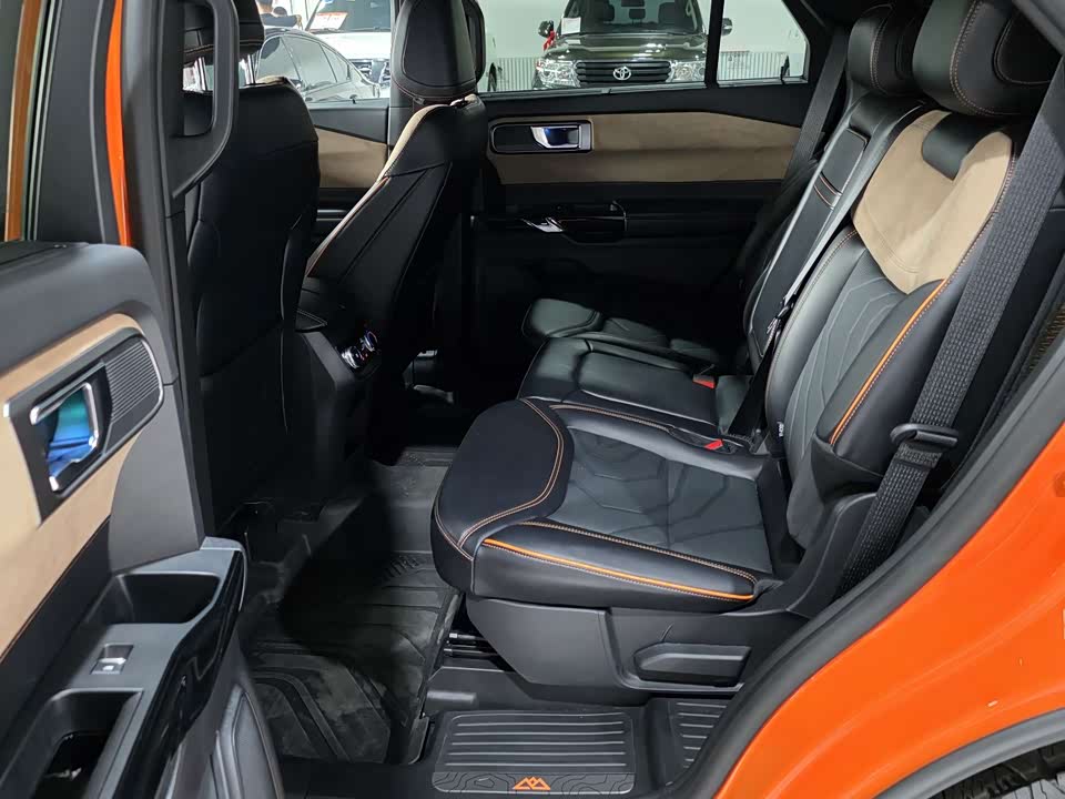 Ford Explorer Ford Explorer