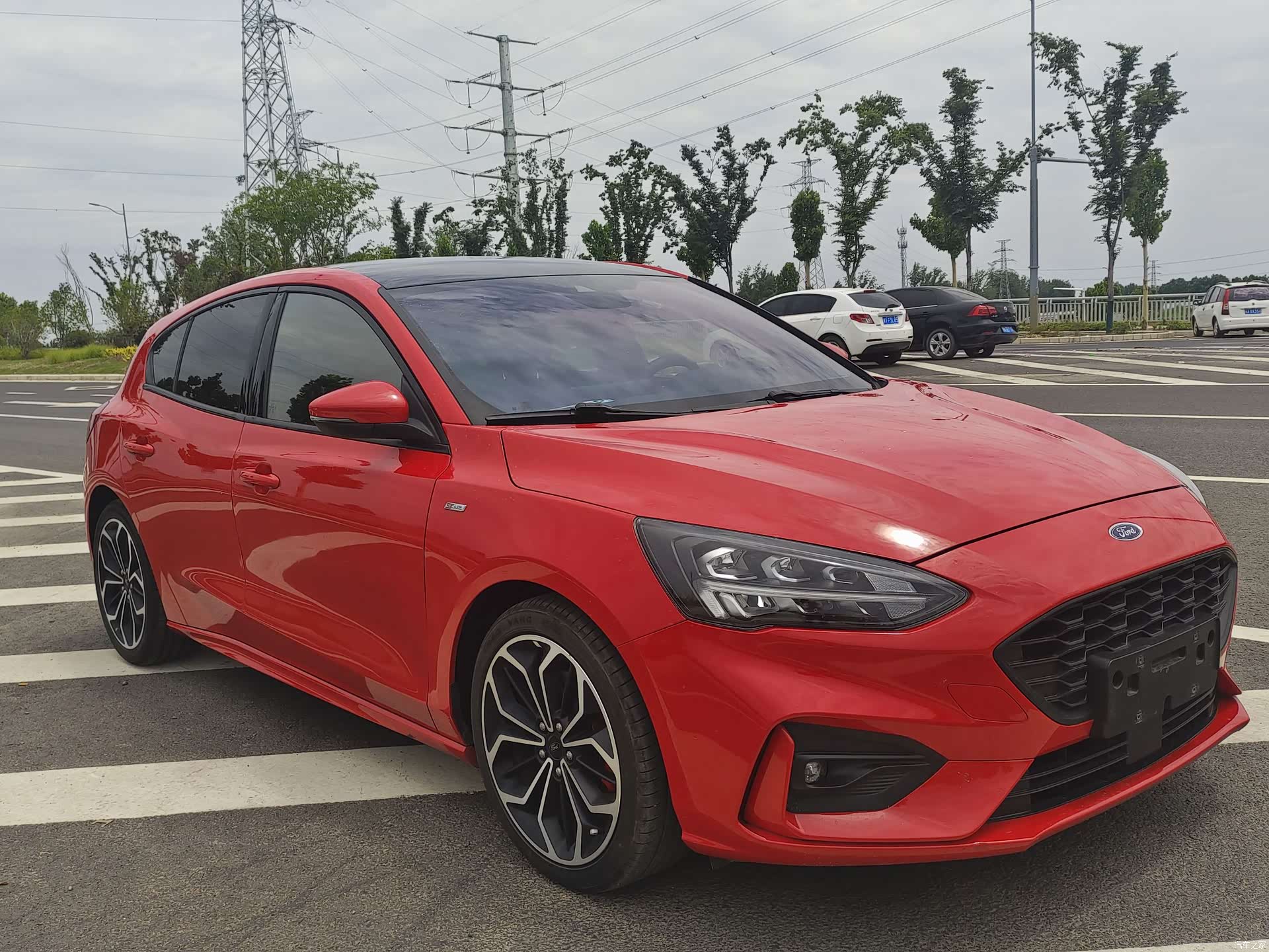 Ford Focus, 2021 3