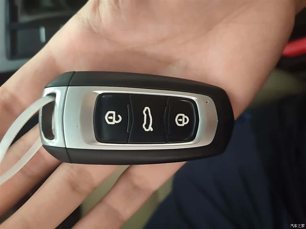 Geely Emgrand, 2018 9