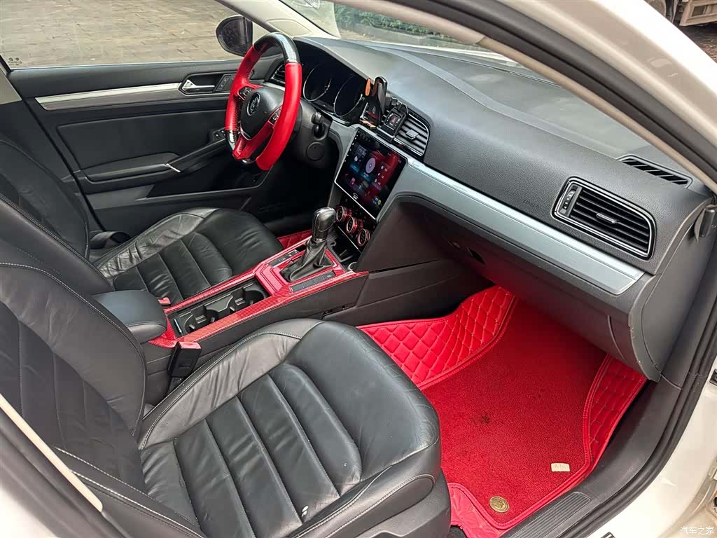 Volkswagen Lamando, 2016 15