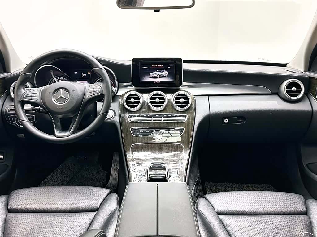 Mercedes-Benz C-Class, 2015 11