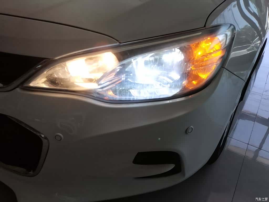 Chevrolet 320, 2018 24