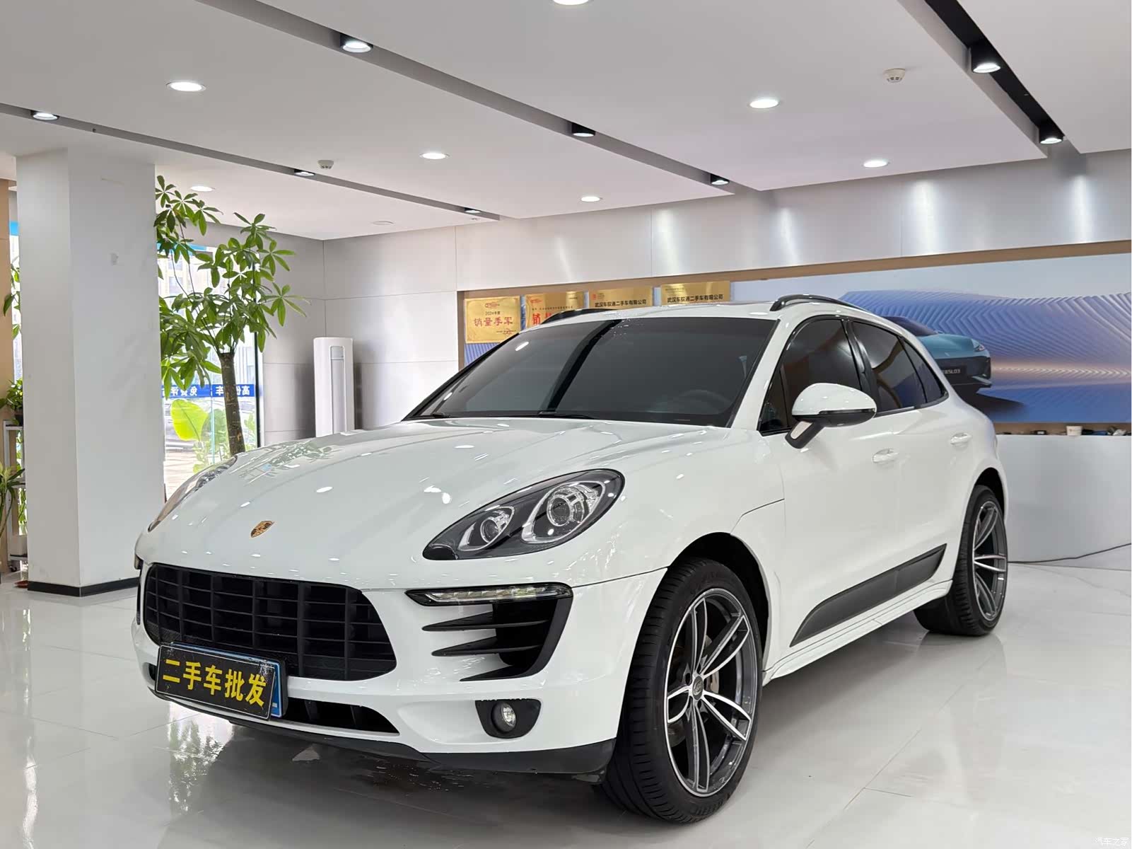 Porsche Macan, 2014 1