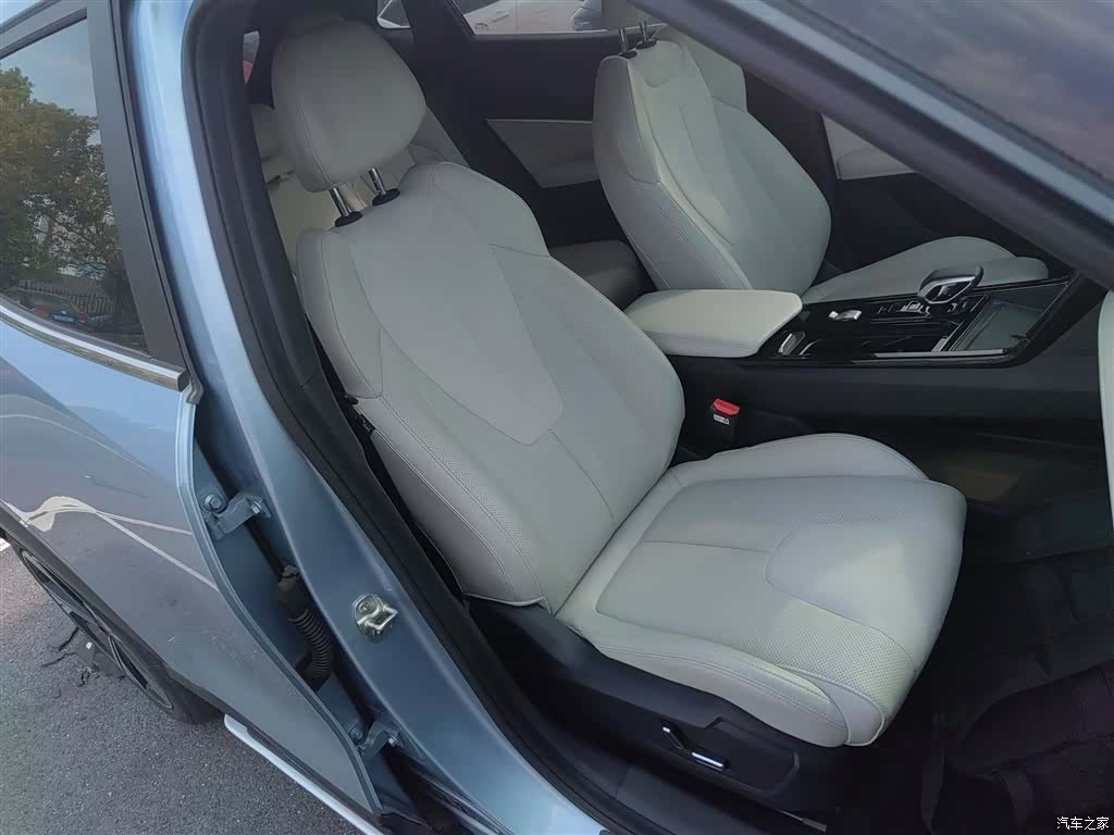 Geely Boyue, 2023 25