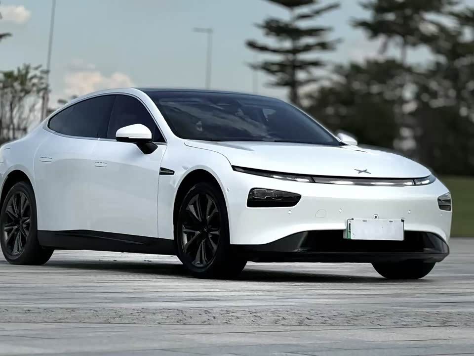 XPENG P7