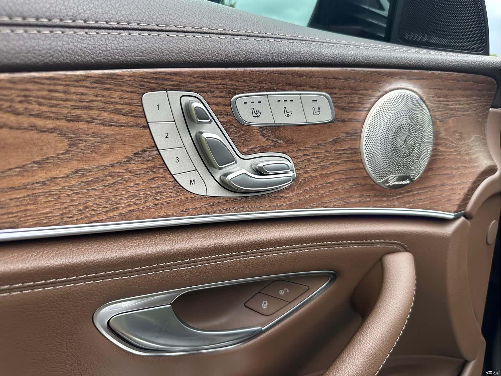 Mercedes-Benz E-Class, 2022 17