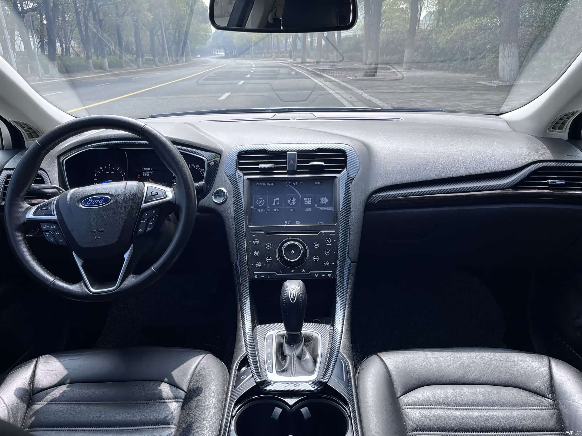 Ford Mondeo, 2014 10