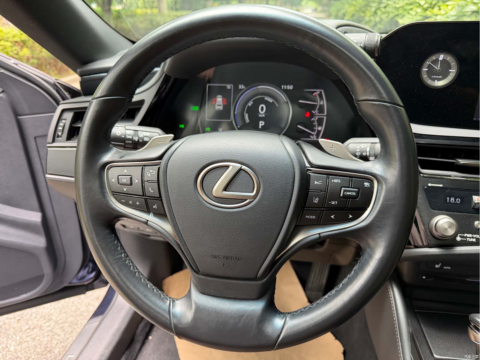 Lexus ES, 2022 8