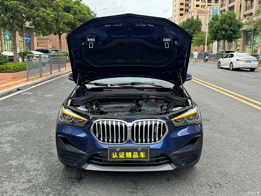 BMW X1, 2020 все фото