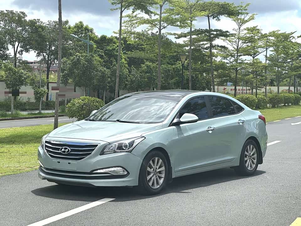 Hyundai Name picture