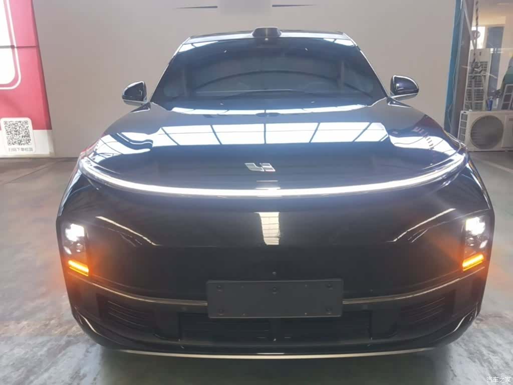 Li Auto L8, 2023 3