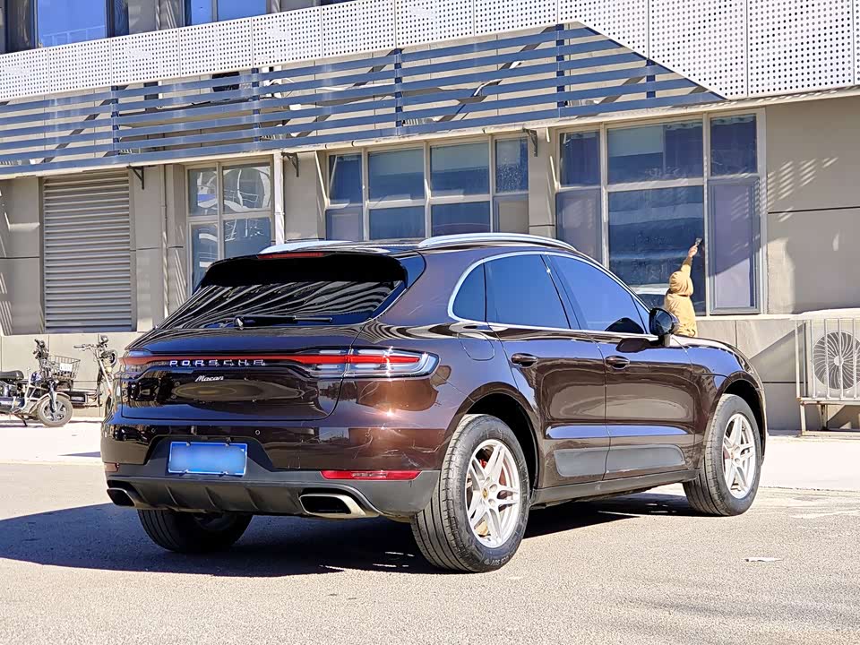 Porsche Macan
