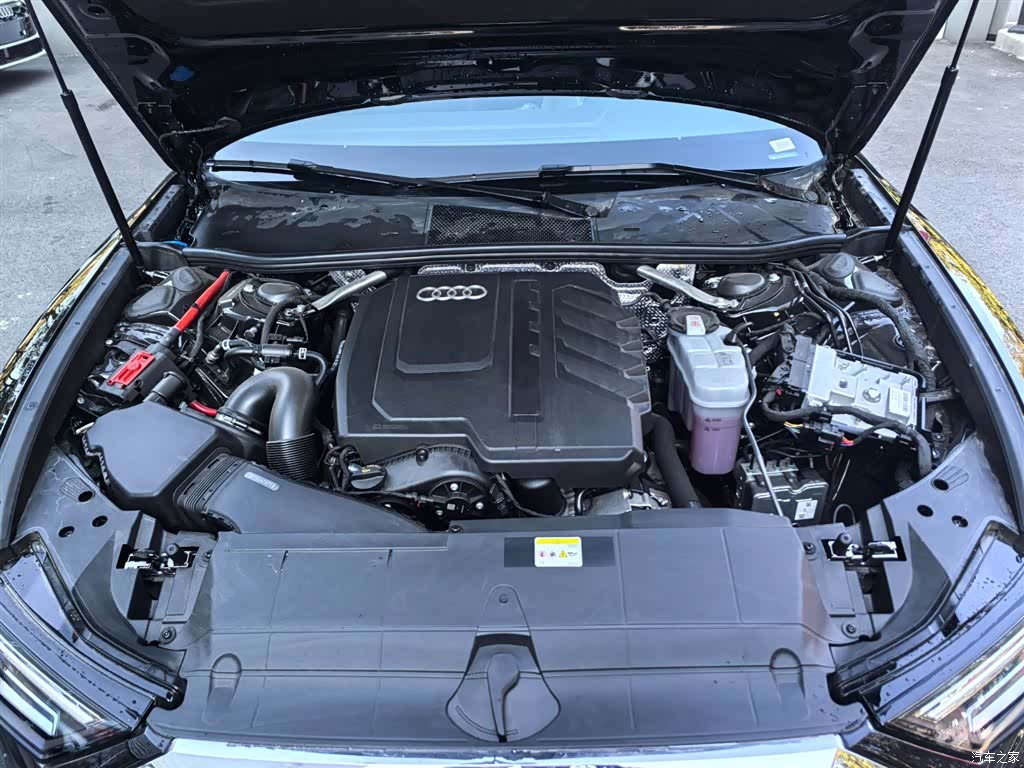 Audi A6L, 2025 22