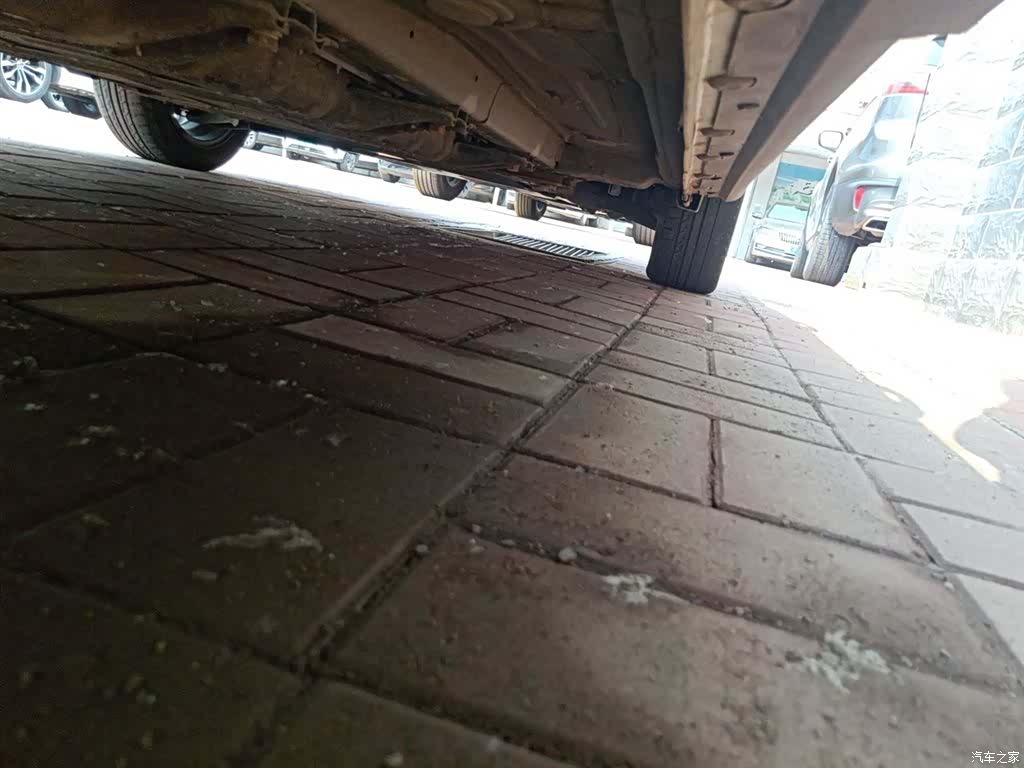 BAIC EC3, 2021 17