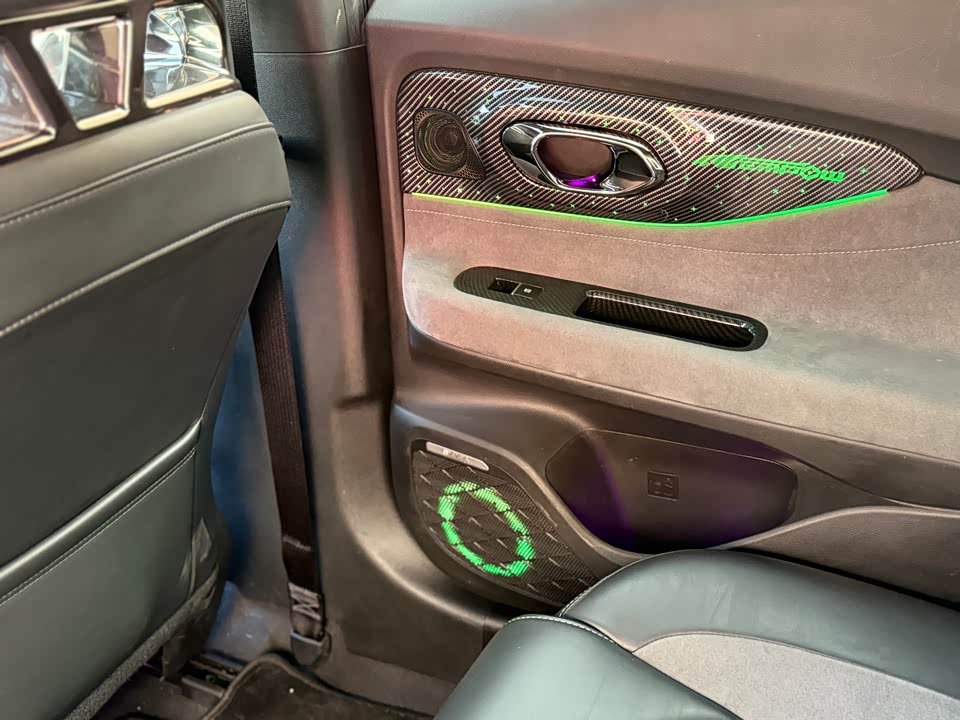 Trumpchi Shadow Leopard