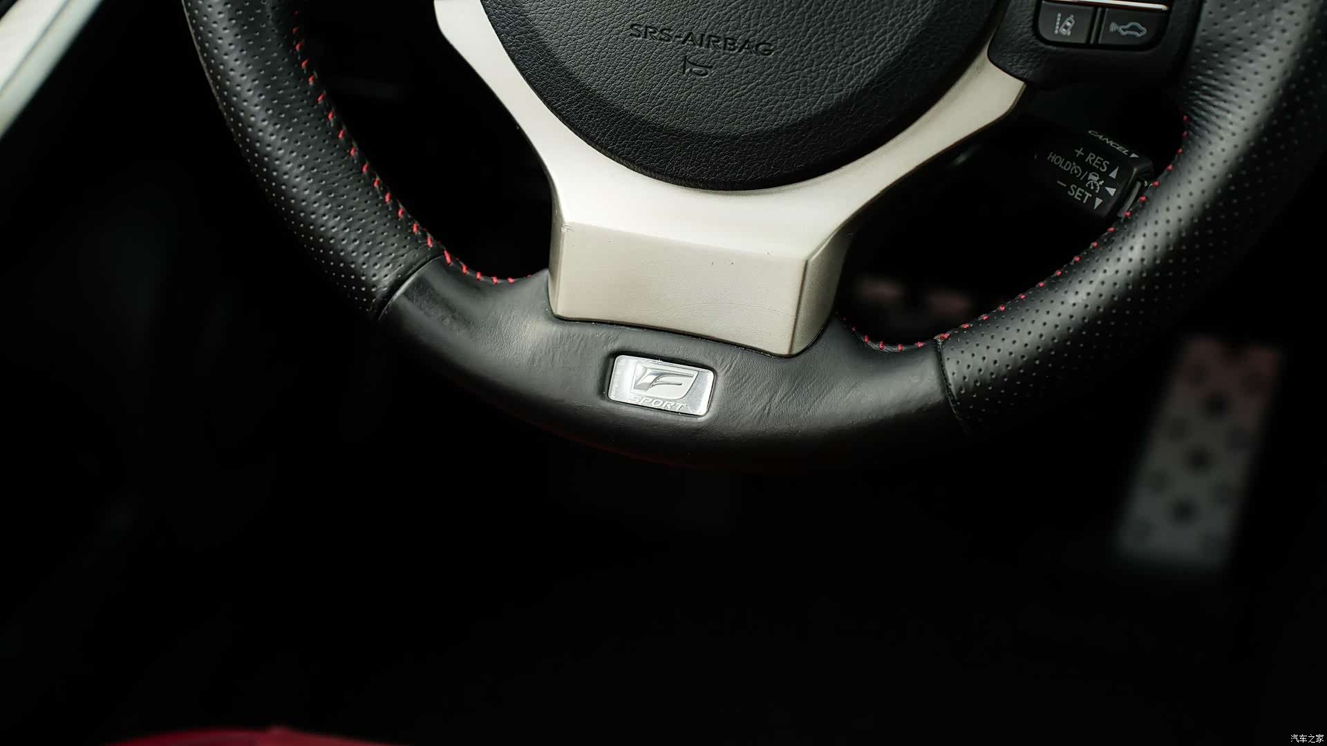 Lexus IS, 2018 24