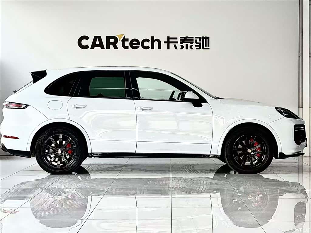 Porsche Cayenne, 2012 3