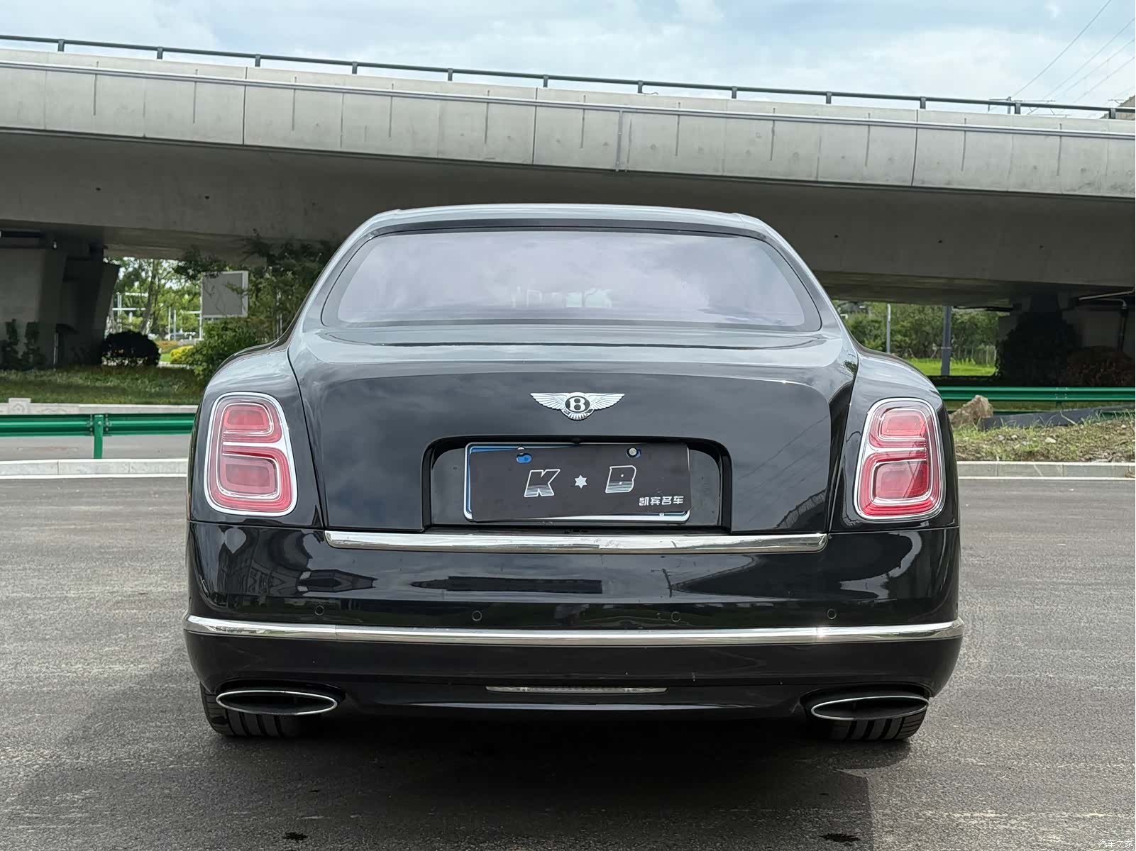 Bentley Mulsanne, 2018 все фото