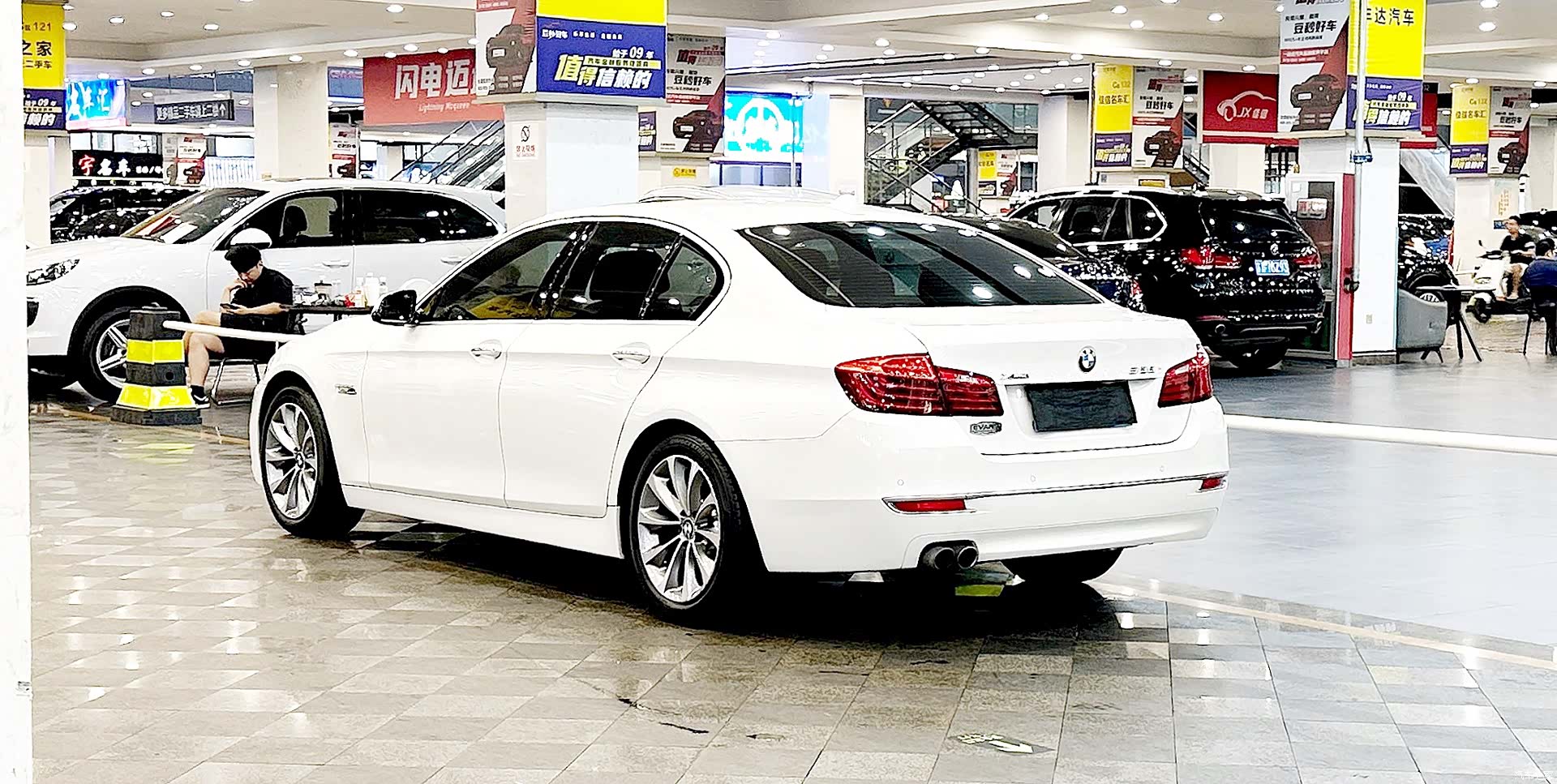 BMW 5 Series, 2013 4