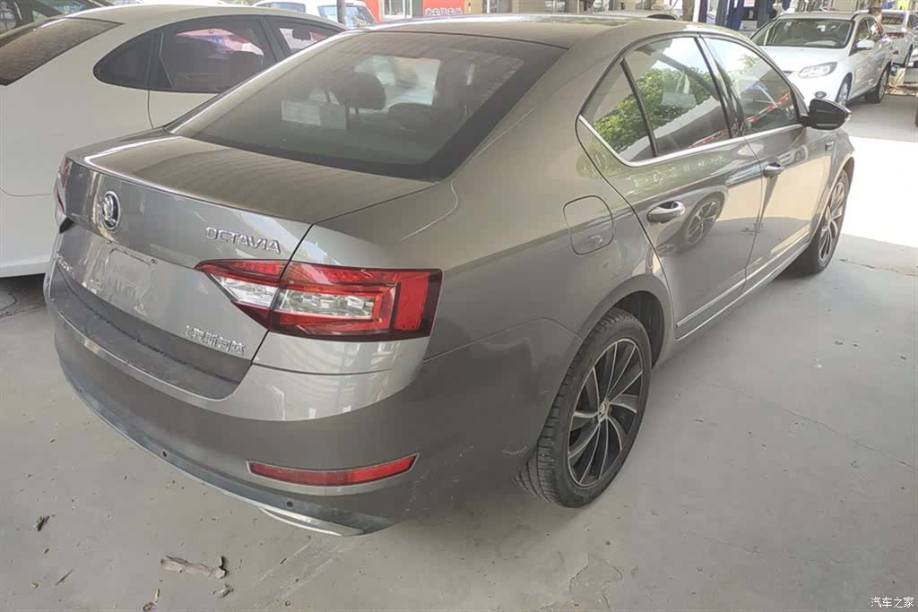 Skoda Octavia, 2018 3