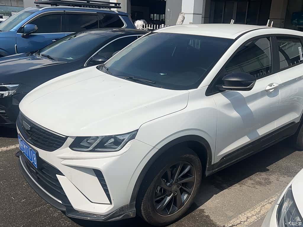 Geely Coolray, 2025 11