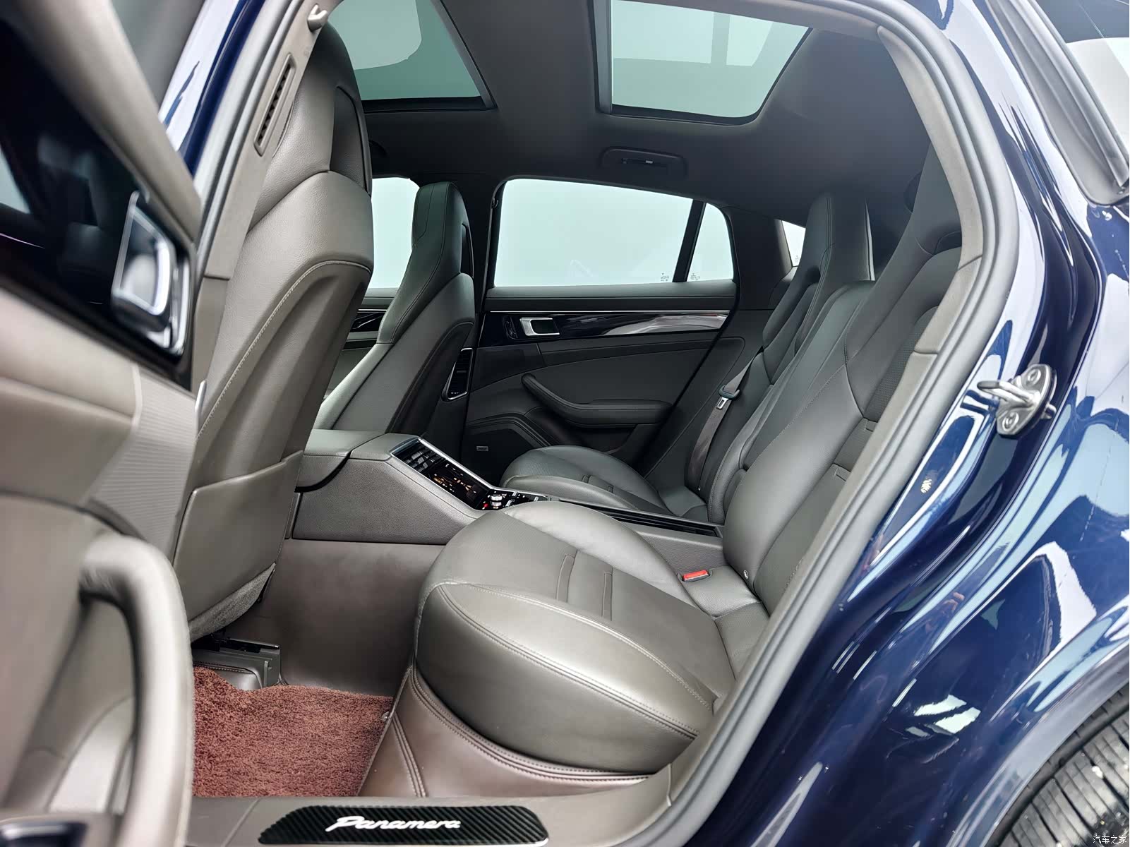 Porsche Panamera, 2017 11