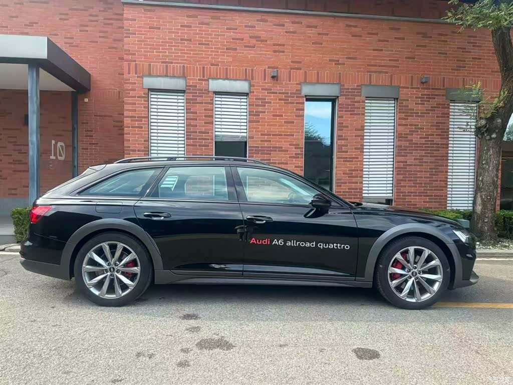 Audi A6, 2025 12