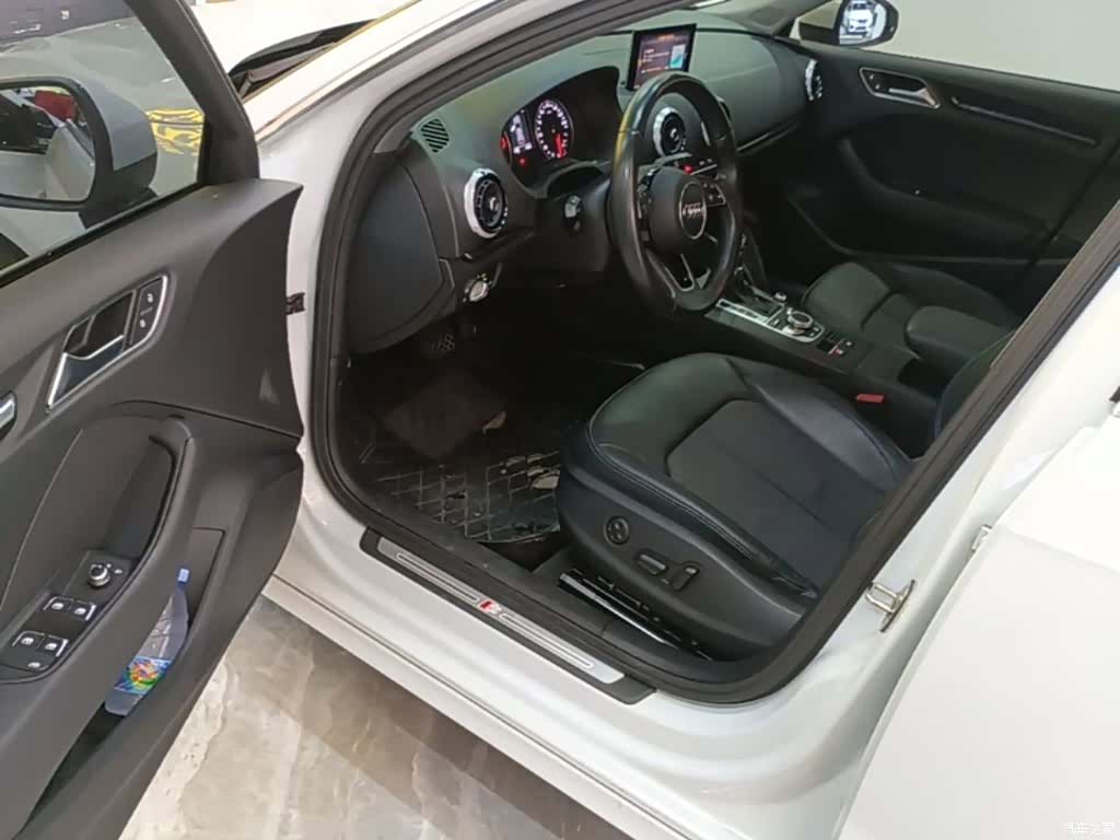 Audi A3, 2018 16